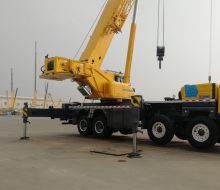 XCMG Official 80 ton hydraulic crane XCT80-M mobile truck crane for Middle East price